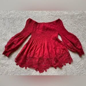 NEW Womens Elegant Red Off-Shoulder Lace Boutique Top- Size Medium